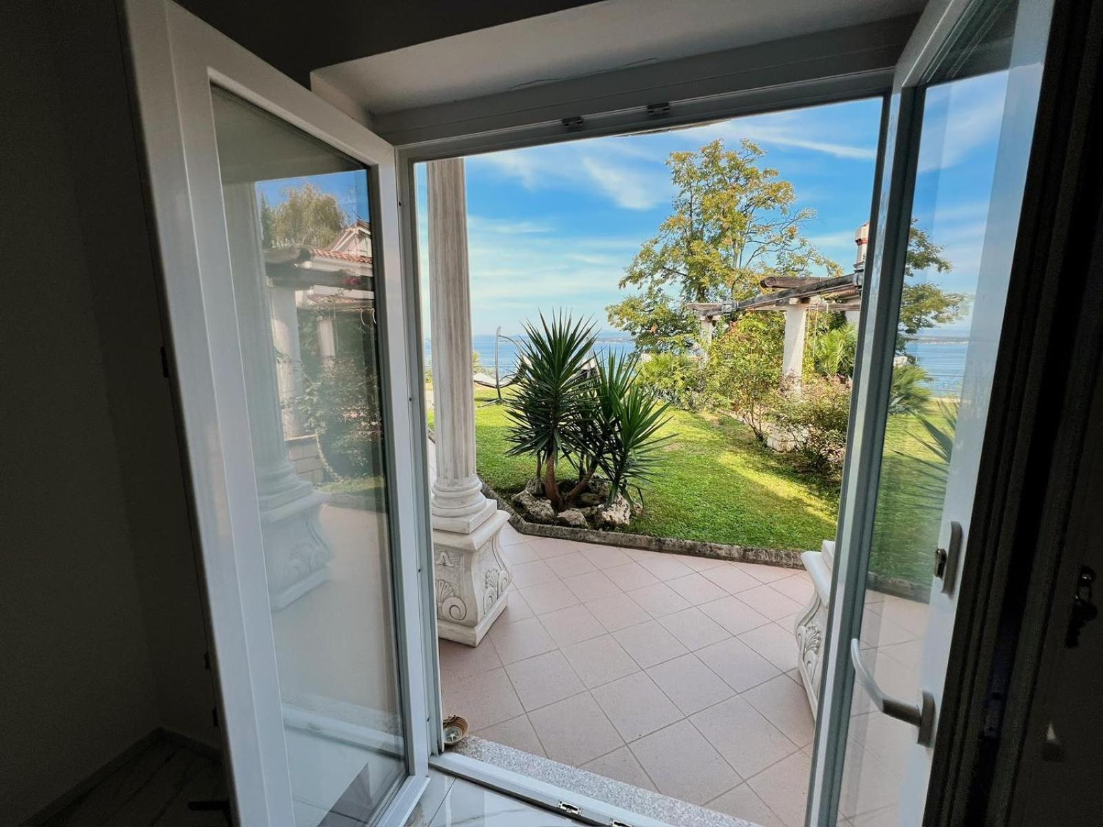 Sunvilla โคเปร์ ภายนอก รูปภาพ